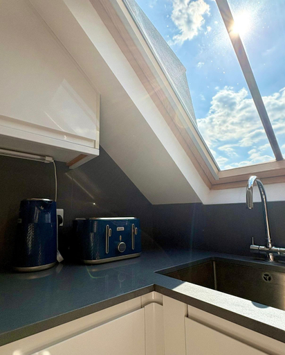 Others 4, Camden Town Apartments by PrimeCityHOsts, London