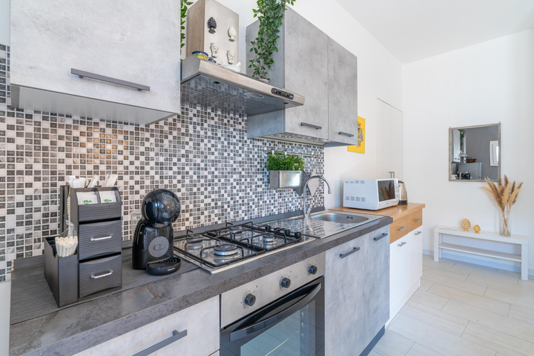 Others 5, Villa Latina, Syracuse