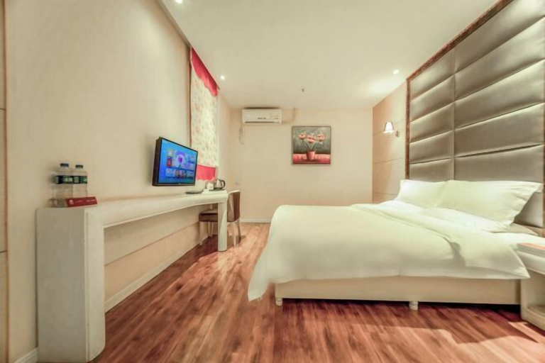 Room 2, MengDao Holiday Hotel(Yichang China Three Gorges University), Yichang