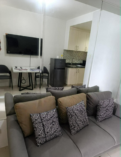 Others 4, Sea Residences Staycation at MOA, Pasay City