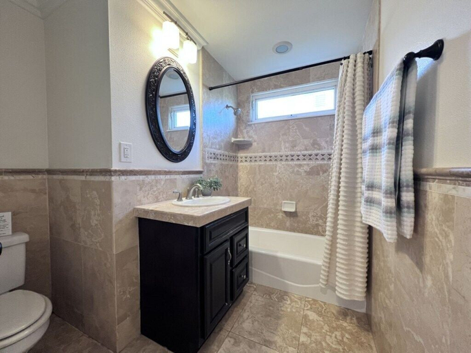 Bathroom 3, Fabulous 6 Bedroom , 4 Bath Pool W/jacuzzi Home, Orange