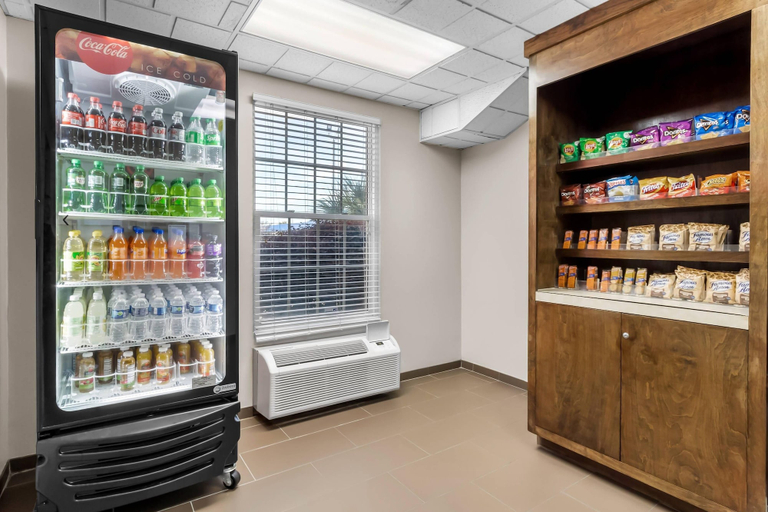 Food & Drinks 5, Comfort Suites Sumter near Shaw AFB, Sumter