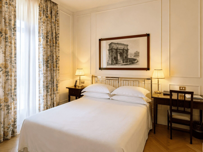 Room 4, Hotiday Roma Via Del Corso, Rome