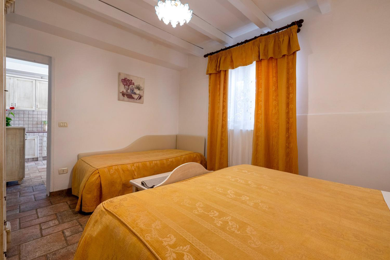 Bedroom 3, Agriturismo Salinola 4, Brindisi
