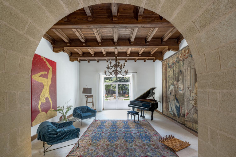 Public Area 3, Villa Tuzzo, Lecce