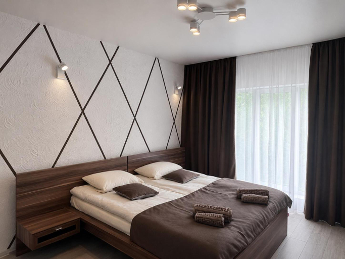 Bedroom 2, Подих Карпат, Skolivs'kyi