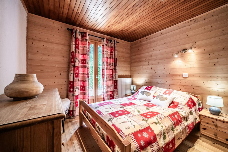 Bedroom 2, Le petit Chalet, Haute-Savoie