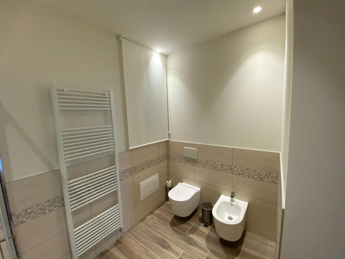 Bathroom 4, Villa Andrea, Verona