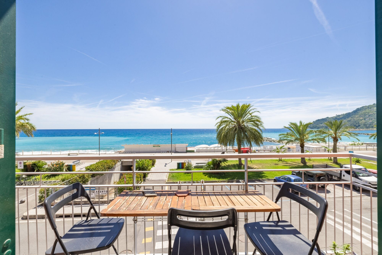 Outdoor dining, Ospedaletti by the Sea by Wonderful Italy, Imperia