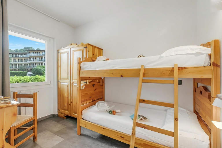 Bedroom 3, Residence Bellevue Modern Apartments, Brescia