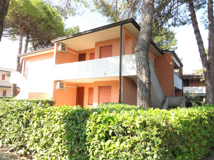 Front of property, Flat in a Villa With Shared Pool, Venezia