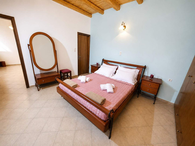 Room 4, Villa Maria Christina With Private Pool in Crete, Faistos