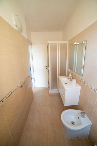 Bathroom 3, B&B "L'Eco del Mare", Salerno