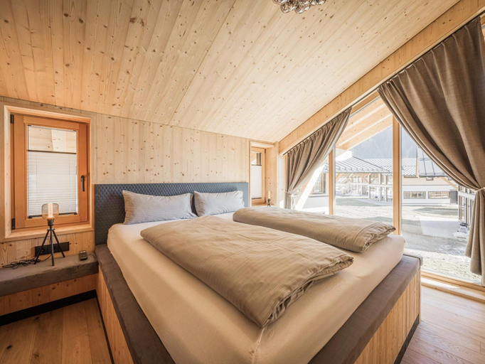 Room 2, Your Bichlbach Chalet in a quiet location, Reutte