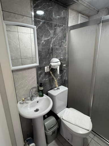 Bathroom 5, Raban Pansiyon, Merkez