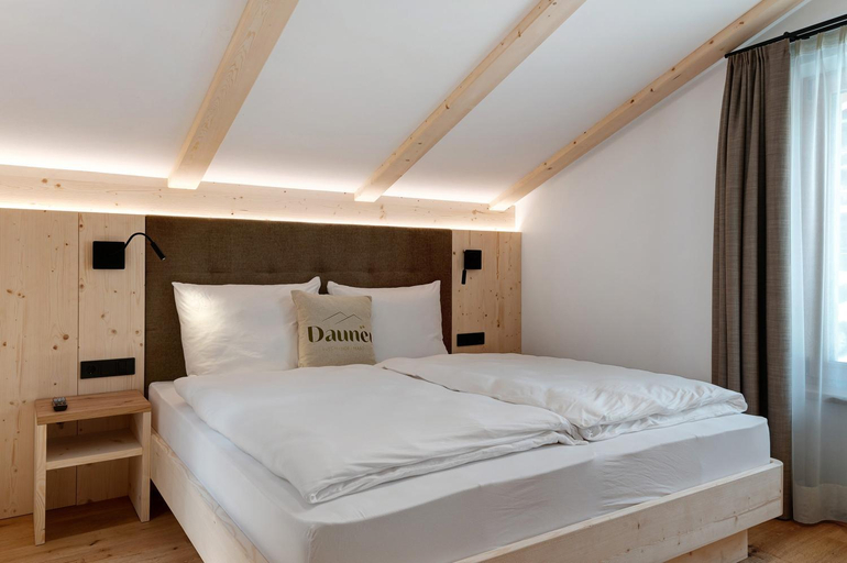 Bedroom 2, Dauneihof, Bolzano