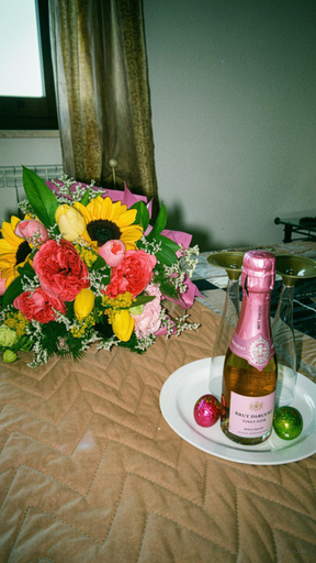 Food & Drinks