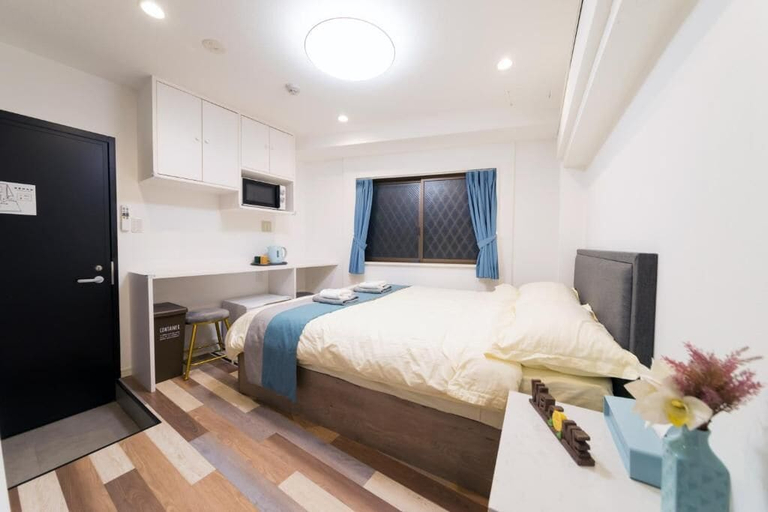 Room 4, HighFive Guest house, Kita