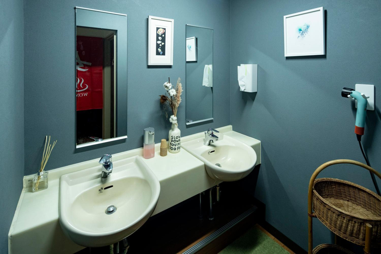 Bathroom 4, Ryokan Tanigawa, Minakami