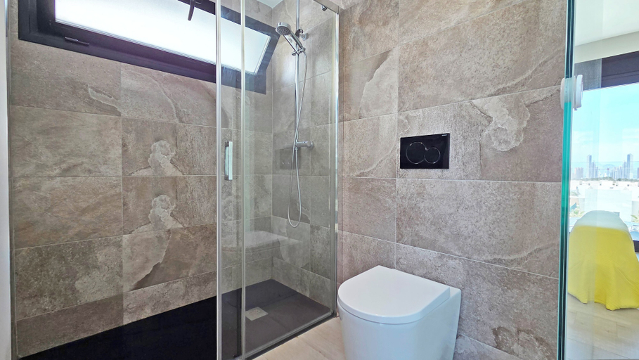 Bathroom 3, Villa Benidorm, Alicante