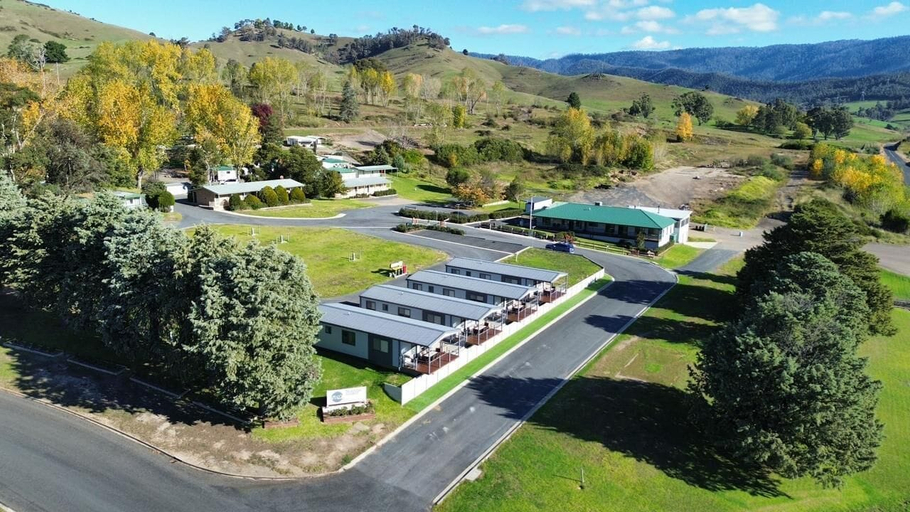 Aerial view 3, Tiny Away Escape at Talbingo Alpine, Tumut