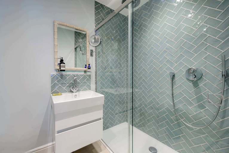Bathroom 4, Divine Mews House - South Kensington, London