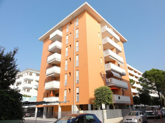 Front of property, Bright Holiday Flat Just Steps From the sea, Venezia