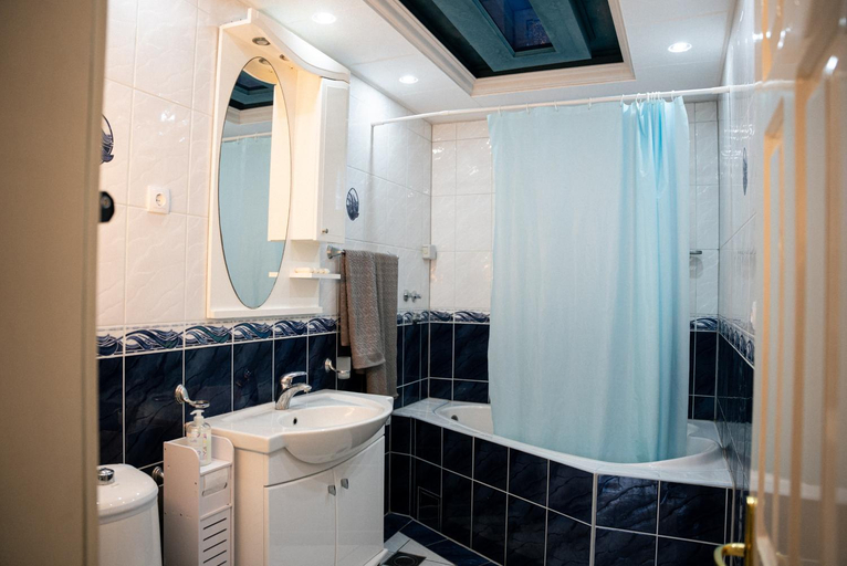 Bathroom 2, Rooms Asceric, Belgrade