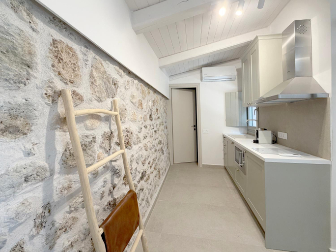 5, Villa Anthousa, Epirus