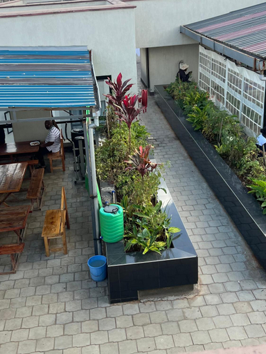 Others 5, Cosy stays near jkia, Embakasi East