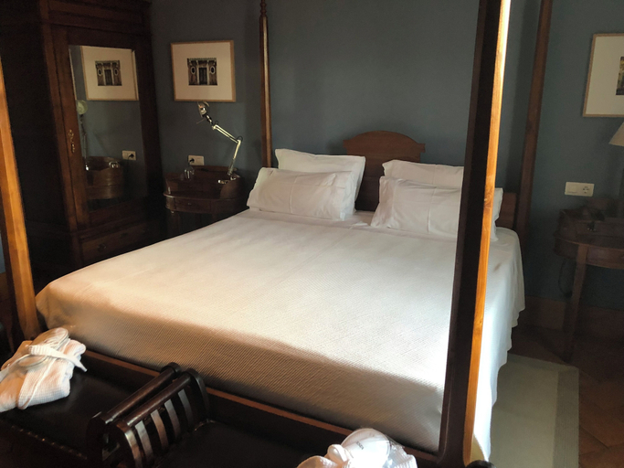 Room 4, Casa Vesta, Huelva
