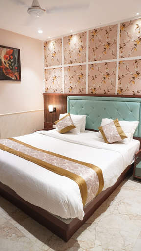 Room 2, Bliss Boutique Hotel, Thane