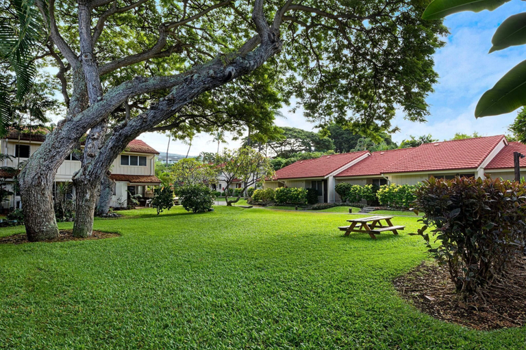Outdoor dining 4, Kksr#48 Beautiful Townhome, Remodeled, AC!, Hawaii