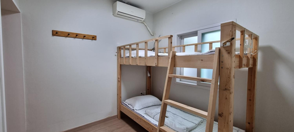 Others 5, 대구하우스 Daegu House, Buk