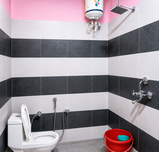 Bathroom 3, Shivay Kingdom Eco Cottage And Huts, Rudraprayag