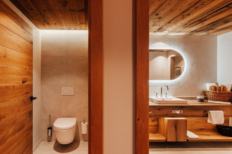 Others 4, Hotel Jageralpe, Bregenz