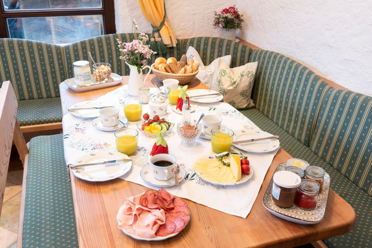Food & Drinks 5, Kinderparadies Bachbauer, Vöcklabruck