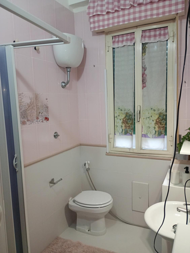 Bathroom 2, Orchidea1, Caserta