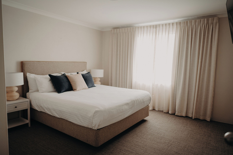 Bedroom 4, Albany Motel & Apartments, Albany