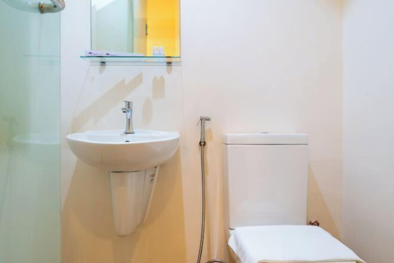Bathroom 4, Hotel Mó Taguig, Makati City