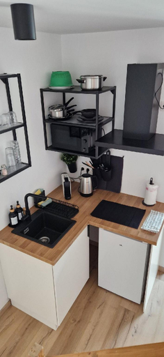 Others 5, Charleroi Cozy Home, Hainaut