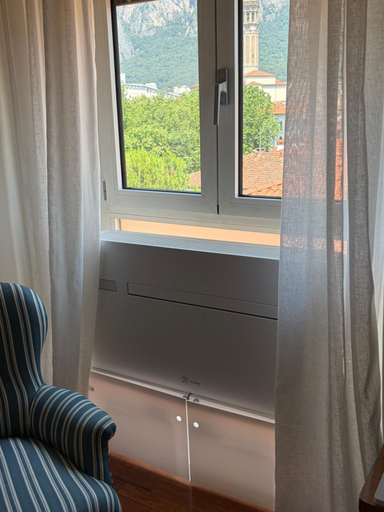 Others 5, Verde Acqua two Apartments, Lecco