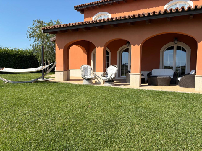 Others 2, Villa dei Fenicotteri -Resort Marinagri, Matera