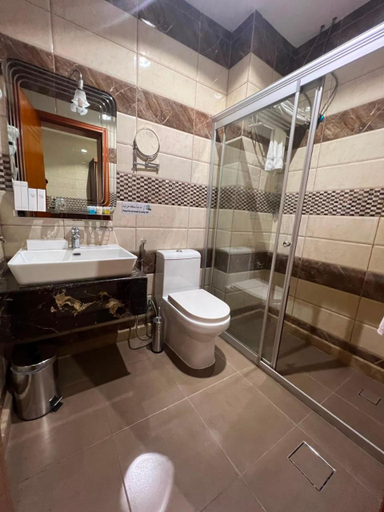 Bathroom 5, PRIMOTEL Grand Al Taoubah, Jeddah