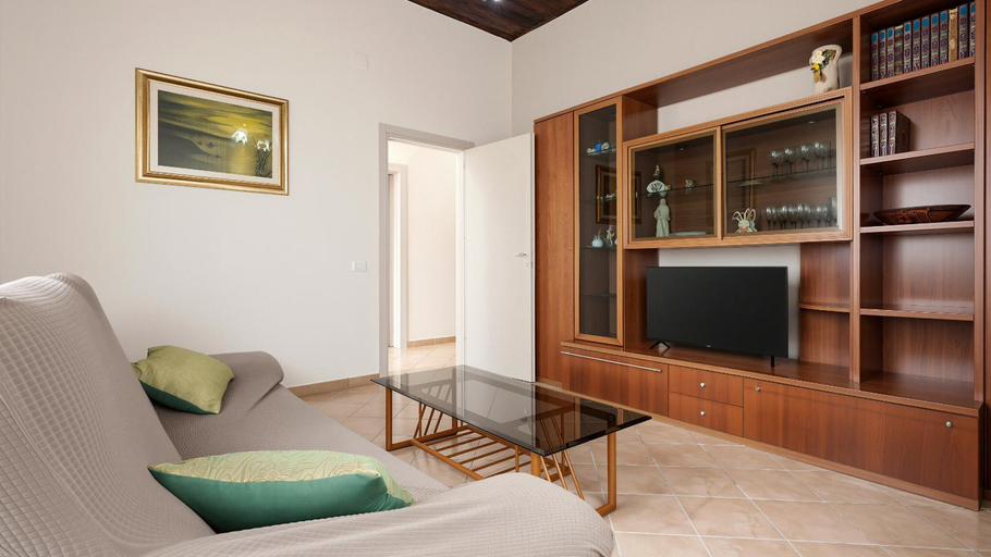 Others 4, Villa Natina, Vibo Valentia