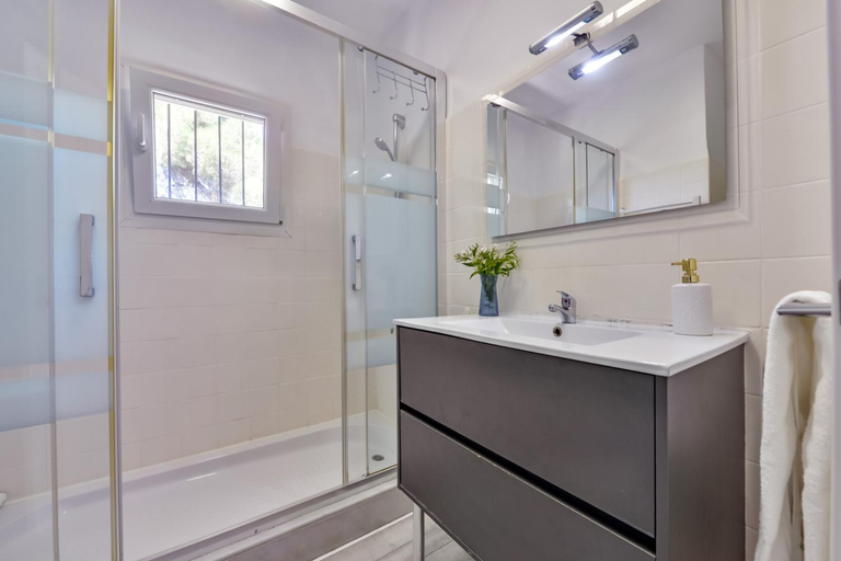 Bathroom 2, Villas Guzman - Milou, Alicante