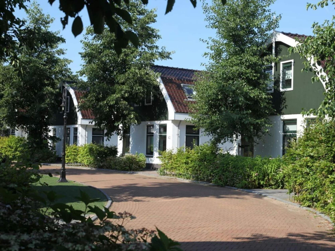 Primary image, Holiday Home in Schoorl With Terrace, Bergen