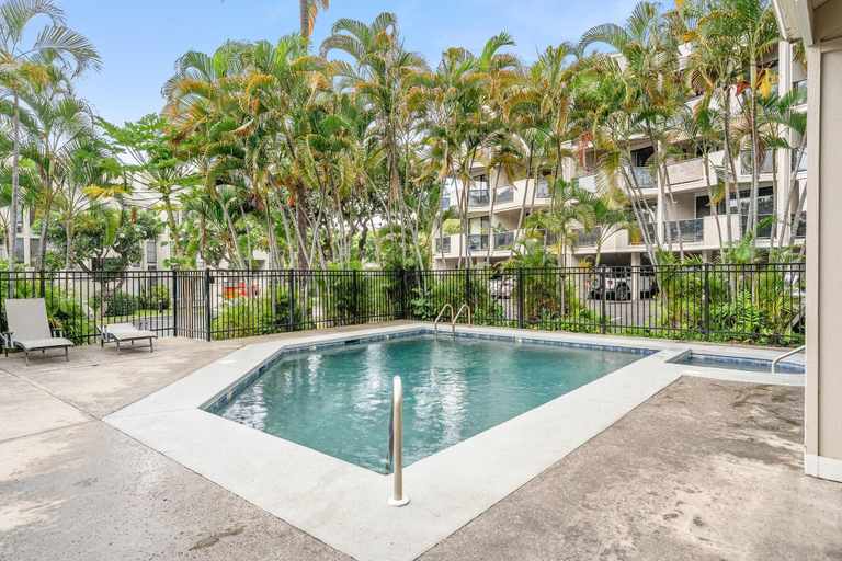 Pool 2, Kailua Bay Resort#2-306, Hawaii