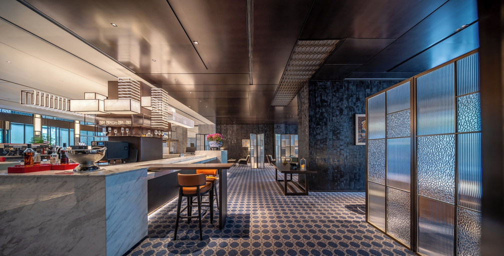 Bar (on property), International Hotel LuoYang, Luoyang