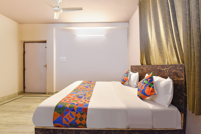Room 2, FabHotel Blue Prime - Nr Suvira Hospital, Jaipur